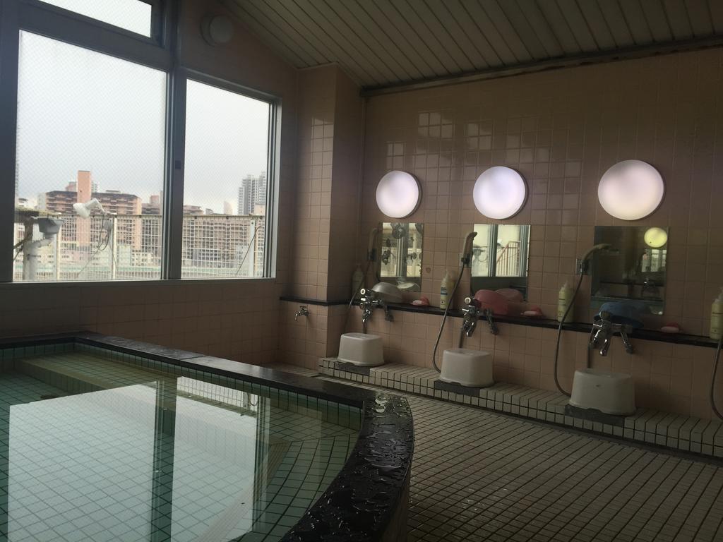 Business Hotel Shinbashi أوساكا المظهر الخارجي الصورة
